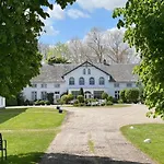 Holiday home Melkhuus *